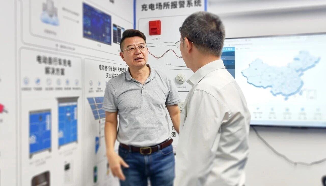 1760521298309964.jpeg 摩力方.jpg